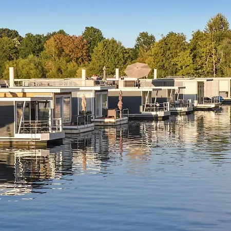 House Boat 보트호텔