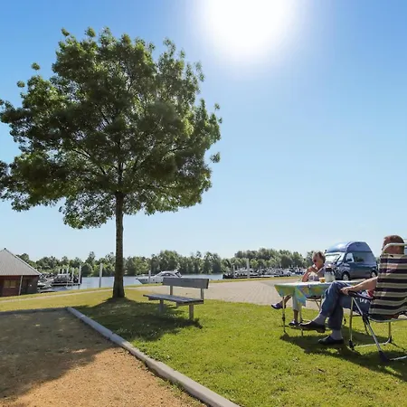 House Boat 보트호텔