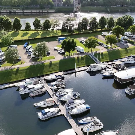 House Boat Maastricht