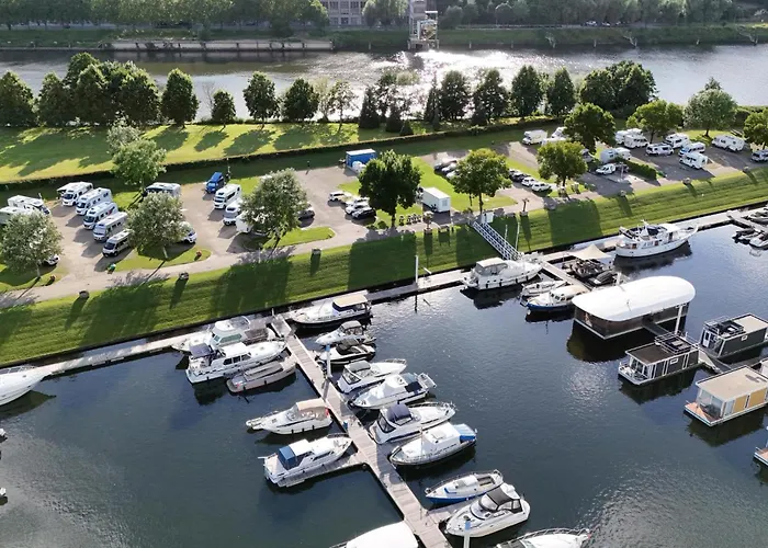 House Boat Maastricht